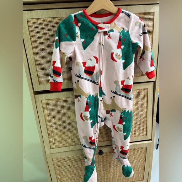 Carter’s soft and warm pjs Size 18M - Picture 1 of 5